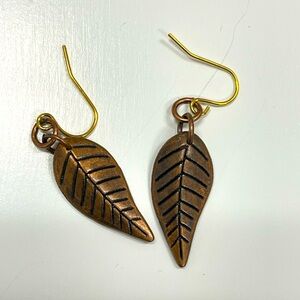 Costume vintage leaf earrings